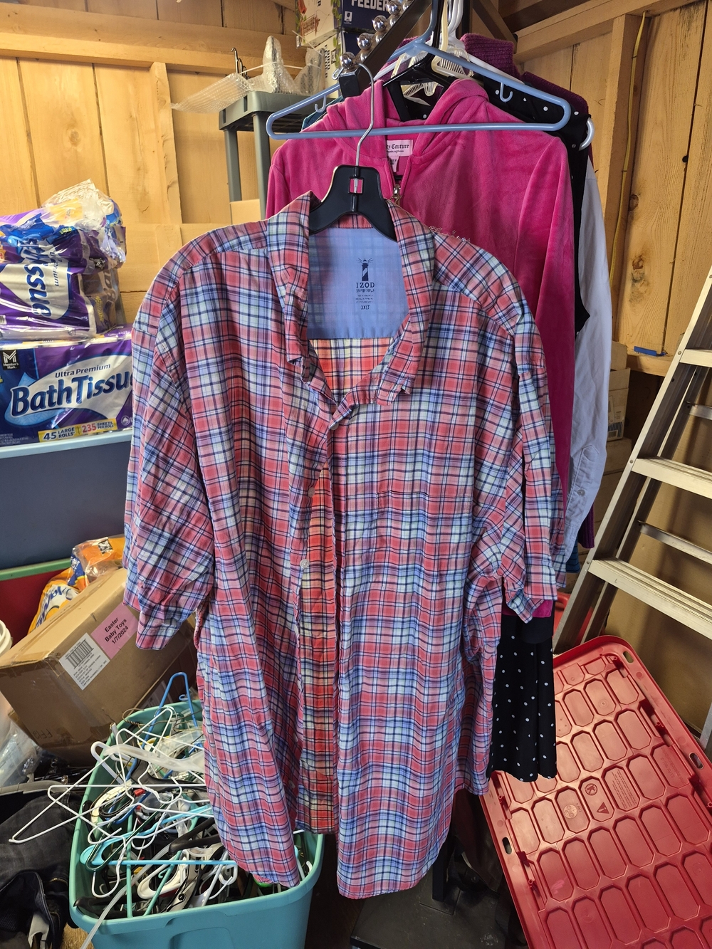 Izod Red and Blue Plaid Casual Button-Down Shirt Bin 66